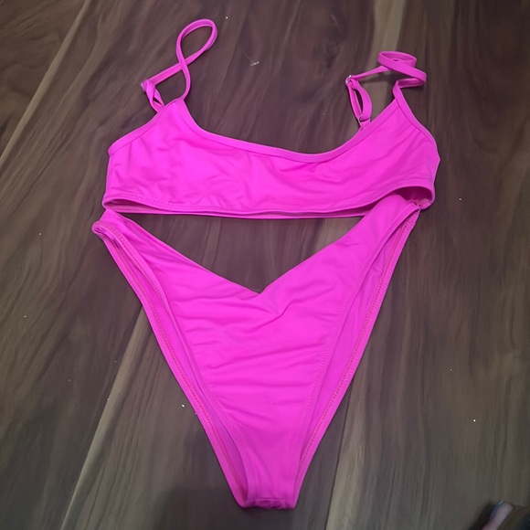 Frankie's Bikinis Other - Frankie’s bikinis watermelon set Dallas top and Enzo bottom size S